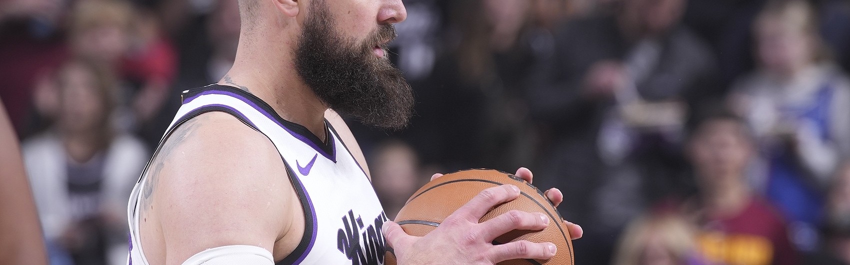 开云-瓦兰避谈交易至掘金：谈谈国家队的事吧 确定后我会第一时间通知