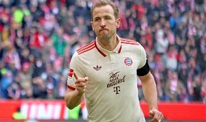 哈曼：如果凯恩想破希勒的英超进球纪录，他今夏就须离开拜仁