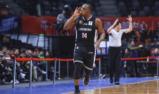 开云-郭士强画出的绝杀战术曾在执教辽篮时奏效 哈德森多次命中三分！